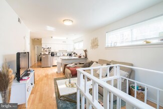 533 S 17th St Unit 1, Philadelphia, PA 19146