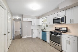 61 Magnolia Ave, Jersey City, NJ 07306