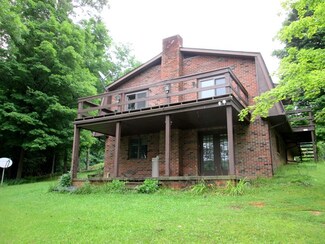 1800 S Barnes Ln, Winslow, IN 47598