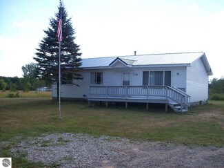 1520 S Lorenz Rd, Tawas City, MI 48763