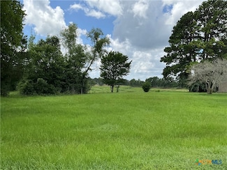 112 Shore Front Dr, Circle D-Kc Estates, TX 78602