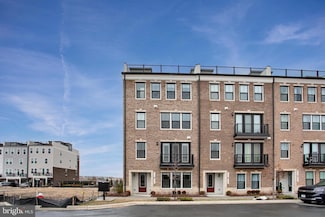42708 Darala Dr, Ashburn, VA 20147