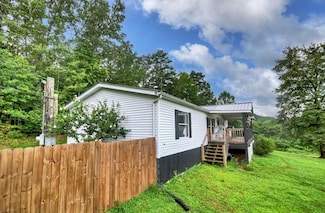 986 Croft Chapel Rd, Turtletown, TN 37391