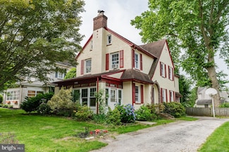 2416 Whitby Rd, Havertown, PA 19083