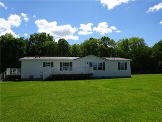10810 Roanoke Rd, Pavilion, NY 14525
