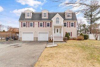 49 Ashford St, Methuen, MA 01844