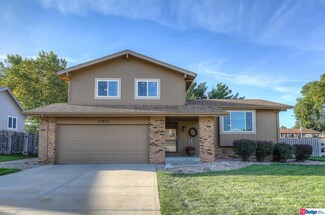 12821 Margo Cir, Omaha, NE 68138