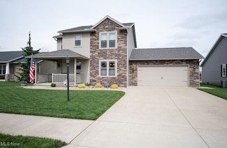 1095 Sycamore Cir SE, New Philadelphia, OH 44663