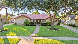 922 Herndon St, Corpus Christi, TX 78411