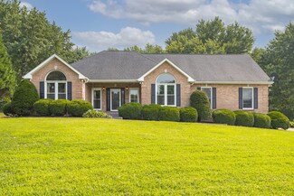 1786 Riverhaven Dr, Adams, TN 37010