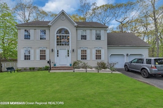 405 Lawrence Ave, Oakhurst, NJ 07755