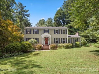 6 Hickory Creek Ct, Arden, NC 28704