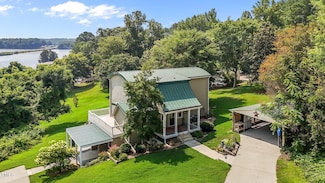 103 Saint George Ln, Semora, NC 27343