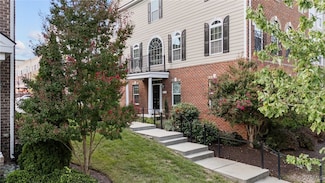 3912 Fish Pond Ln, Glen Allen, VA 23060