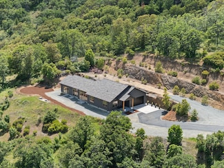 3060 Ashland Mine Rd, Ashland, OR 97520
