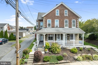 13 S 7th St, Emmaus, PA 18049