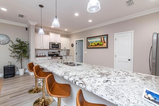 2147 Nina St, Navarre, FL 32566