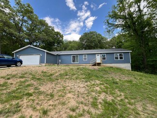 590 Washington Ave N, Battle Creek, MI 49037