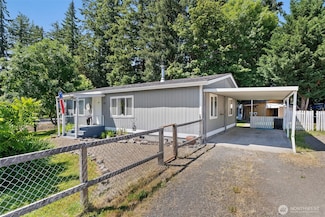 101 Shenandoah Dr, Silverlake, WA 98645