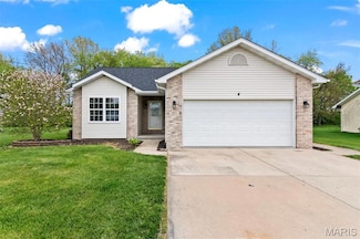 705 Fulton St, Gillespie, IL 62033