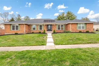 317 Hartwell Ct, Chesterfield, MO 63017