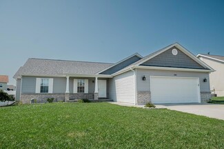 240 Meadow Crest Dr, Troy, MO 63379