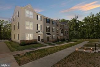 1126 Dovetail Cir, Fredericksburg, VA 22401