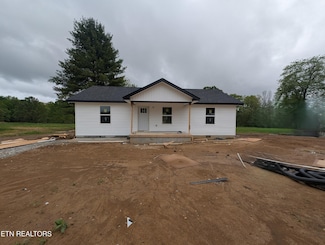 2765 Banner Springs Rd, Jamestown, TN 38556