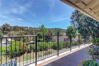 3249 San Amadeo Unit O, Laguna Woods, CA 92637
