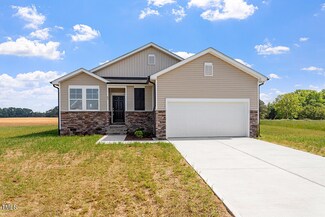 250 Queenstown Dr, Kenly, NC 27542