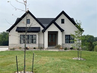 5714 Secretariat Way, Jeffersonville, IN 47130