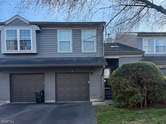 8B Brookline Ct, Princeton, NJ 08540