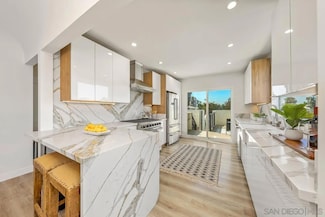 3005 Olive St, San Diego, CA 92104