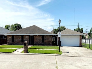 2711 Wabash St, New Orleans, LA 70114