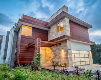 16500 Moorpark St, Encino, CA 91436