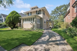 504 Maple Ave, Wilmette, IL 60091