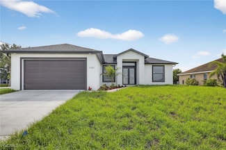 1020 Chapel Ave, Lehigh Acres, FL 33971