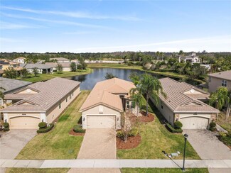 30393 Palmer Oak Dr, Wesley Chapel, FL 33543
