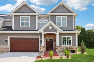 1204 S Main St Unit 14, Lake Mills, WI 53551