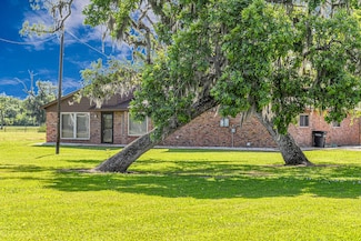 5431 County Road 506, Brazoria, TX 77422