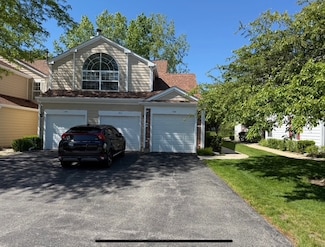 16 Tyler Ct Unit B, Streamwood, IL 60107
