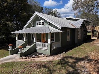 521 N Panther Ave, Yellville, AR 72687