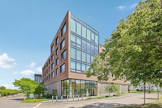 57 Quincy Shore Dr Unit PH South, Quincy, MA 02171