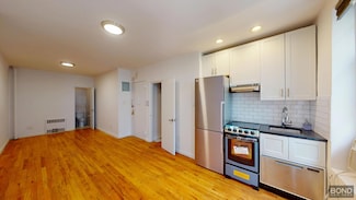 239 E 24th St Unit 7, New York, NY 10010