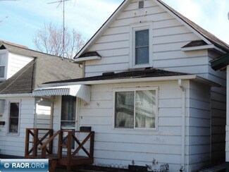 405 5th St SW, Chisholm, MN 55719