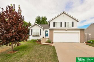 8210 S 161st Terrace, Omaha, NE 68136