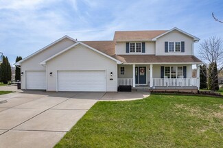 1112 21st St, Baraboo, WI 53913