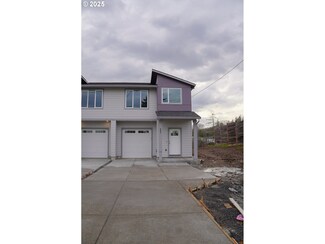 485 N 12th St, St. Helens, OR 97051