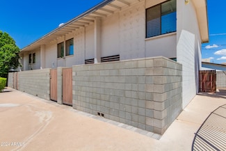 4220 E Almeria Rd Unit 101, Phoenix, AZ 85008