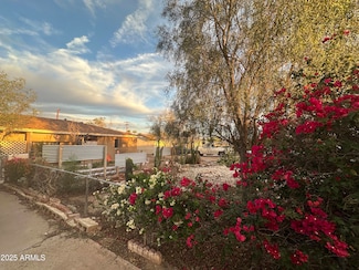 1107 N 28th St, Phoenix, AZ 85008